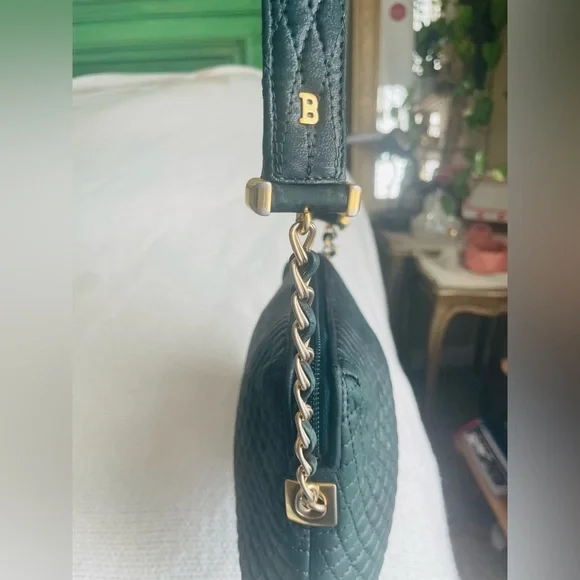 Bally Quilted Lambskin Handbag With Gold B Logo “Host Pick” - Picture 7 of 16